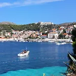 Gostinjska kuća Double Hvar 15378a